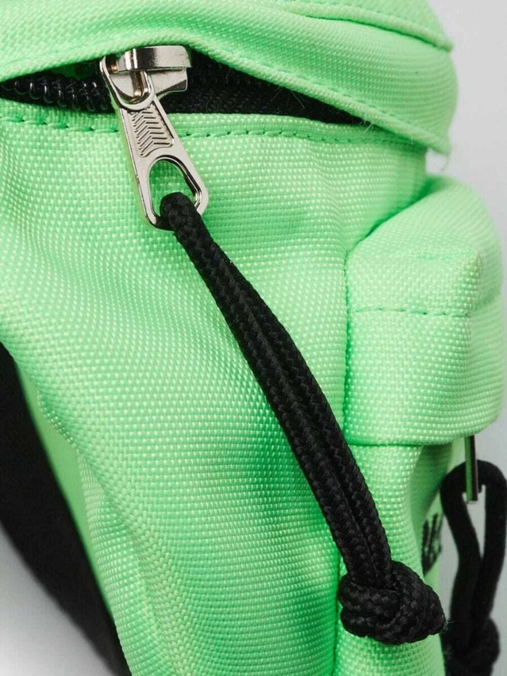 Balenciaga Verde Fluo Recycled Nylon Logo Embroidered Wheel Belt Bag - Picture 7 of 12
